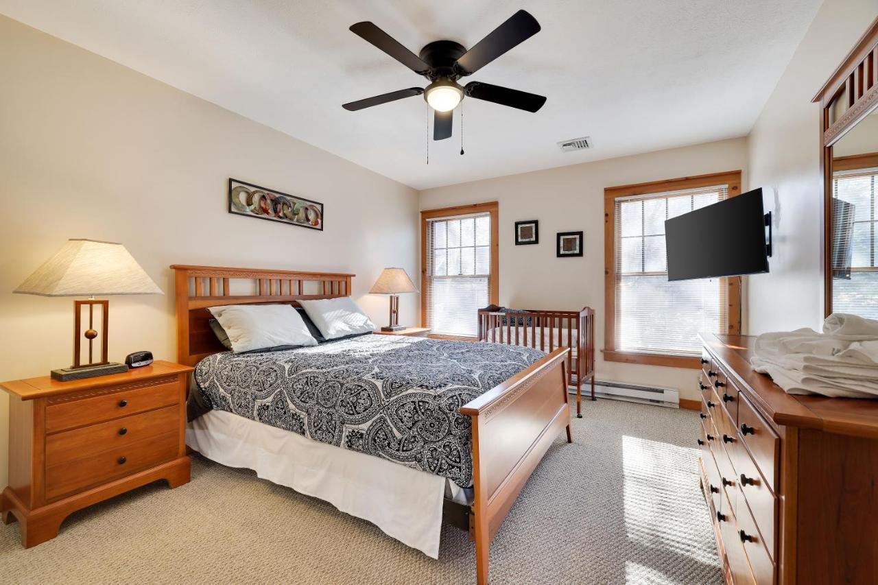 Pocono Mountain Home , Hot Tub- 1 Mile To Skiing! Tannersville Exterior photo