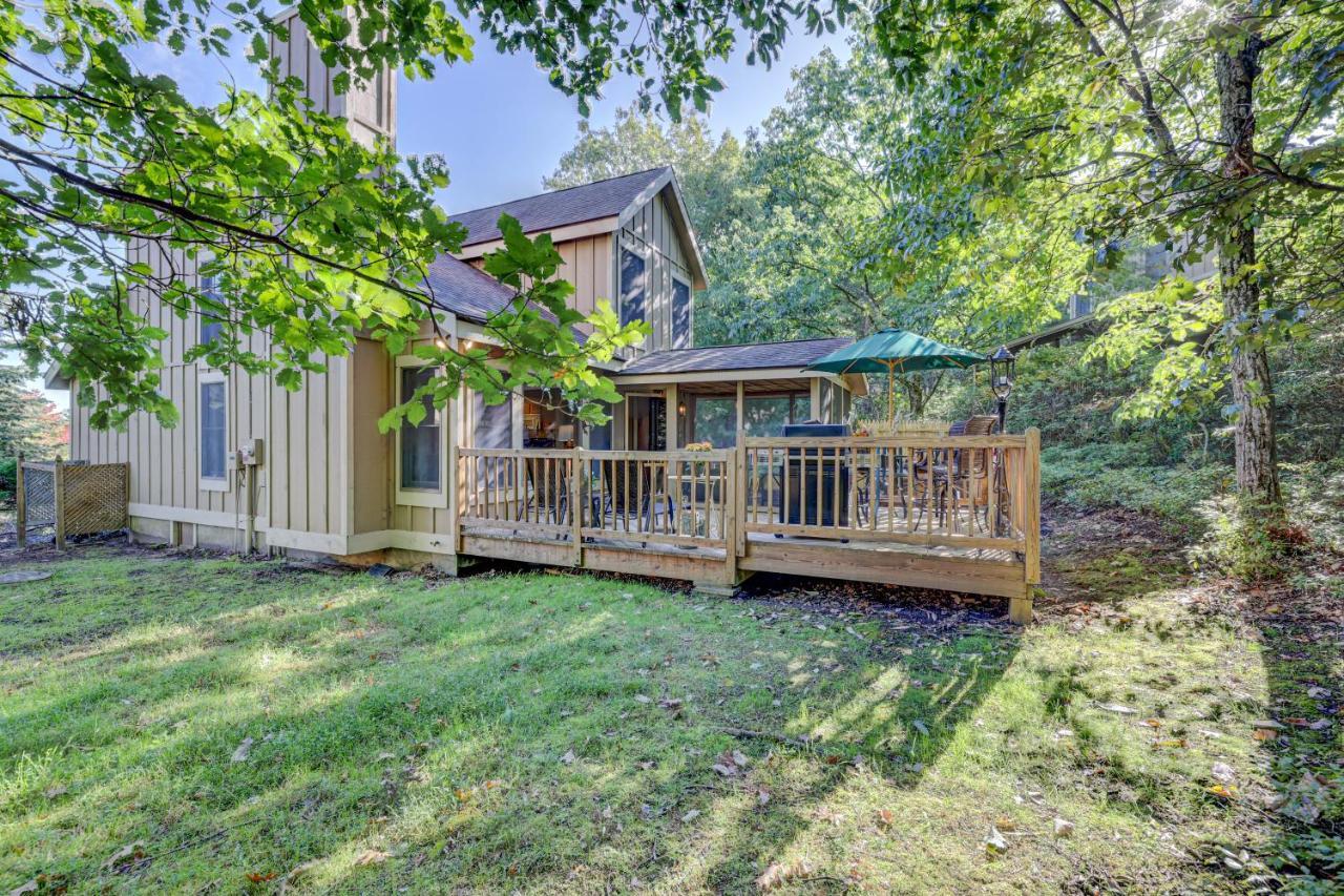 Pocono Mountain Home , Hot Tub- 1 Mile To Skiing! Tannersville Exterior photo